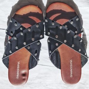 🍊Massini strappy black studded sandals size 7